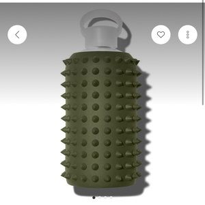 BKR NWT SPIKED OLIVE 1L water bottle